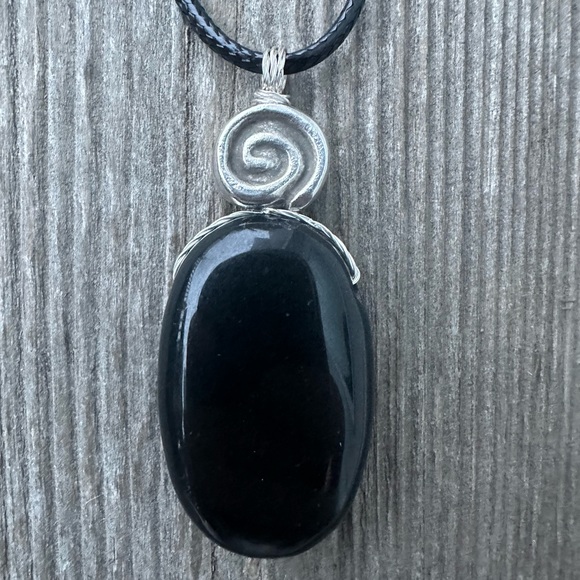 Basalt Necklace for Courage, Strength and Creativity. Swirl for Consciousness. - Picture 3 of 5